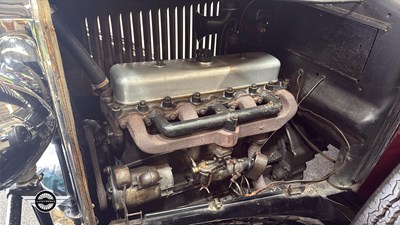 Lot 824 - 1933 VAUXHALL