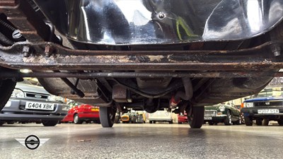 Lot 824 - 1933 VAUXHALL