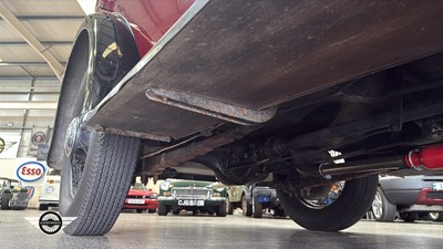 Lot 824 - 1933 VAUXHALL