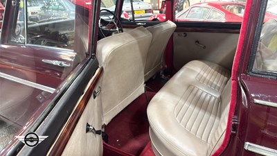 Lot 278 - 1966 SINGER VOGUE