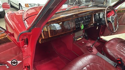 Lot 516 - 1966 JAGUAR 3.4/340