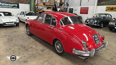 Lot 516 - 1966 JAGUAR 3.4/340