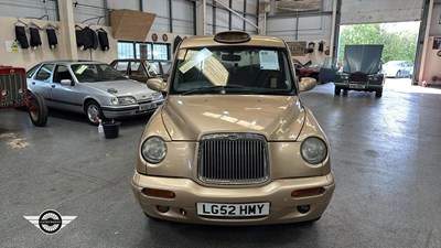 Lot 856 - 2002 LONDON TAXIS INT TXII SILVER AUTO