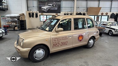 Lot 856 - 2002 LONDON TAXIS INT TXII SILVER AUTO