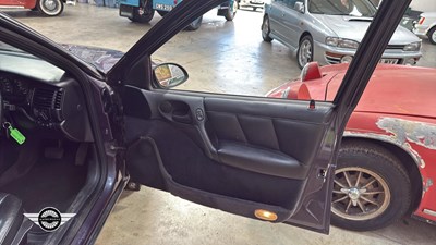 Lot 810 - 1996 VAUXHALL VECTRA CDX V6 AUTO