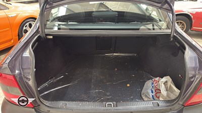Lot 810 - 1996 VAUXHALL VECTRA CDX V6 AUTO