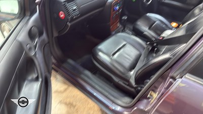 Lot 810 - 1996 VAUXHALL VECTRA CDX V6 AUTO