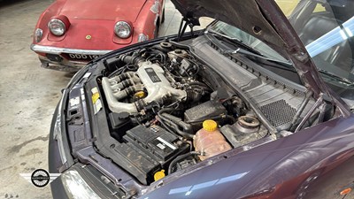 Lot 810 - 1996 VAUXHALL VECTRA CDX V6 AUTO