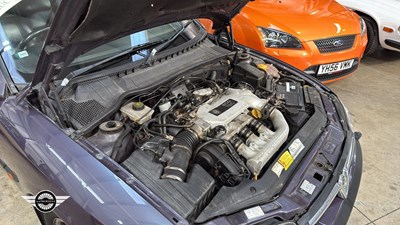 Lot 810 - 1996 VAUXHALL VECTRA CDX V6 AUTO