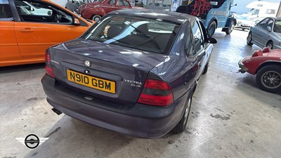 Lot 810 - 1996 VAUXHALL VECTRA CDX V6 AUTO