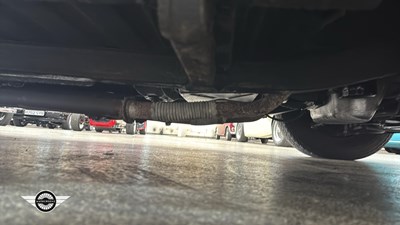 Lot 716 - 1968 DAIMLER V8 250