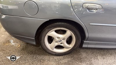 Lot 800 - 1999 FORD MONDEO GHIA X
