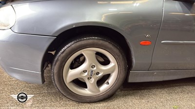 Lot 800 - 1999 FORD MONDEO GHIA X