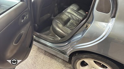 Lot 800 - 1999 FORD MONDEO GHIA X