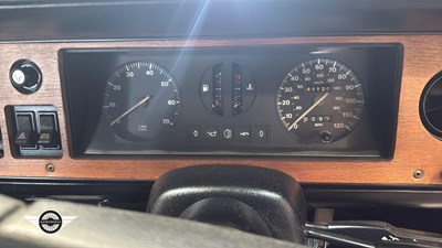 Lot 816 - 1977 FORD CORTINA GHIA
