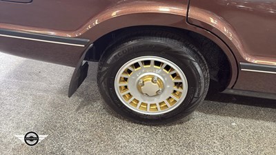 Lot 816 - 1977 FORD CORTINA GHIA