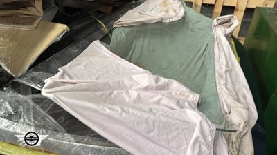 Lot 828 - 1971 JENSEN