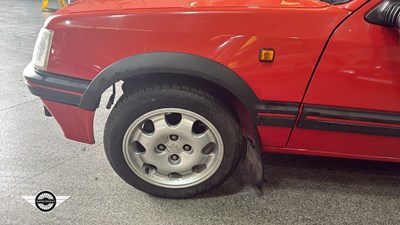 Lot 784 - 1990 PEUGEOT 205 GTI