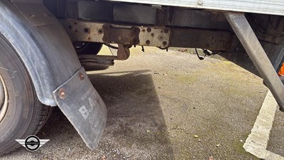 Lot 6 - 2004 FORD TRANSIT 350 LWB