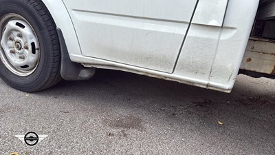 Lot 6 - 2004 FORD TRANSIT 350 LWB