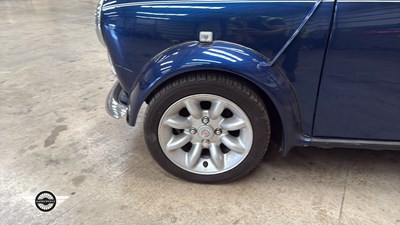Lot 8 - 1999 ROVER MINI COOPER