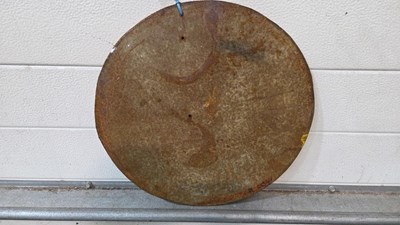 Lot 15 - £2 REWARD AA SIGN 14" DIA