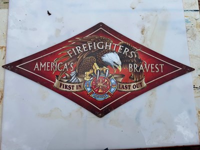 Lot 183 - FIRE FIGHTERS USA SIGN 28" X 14"