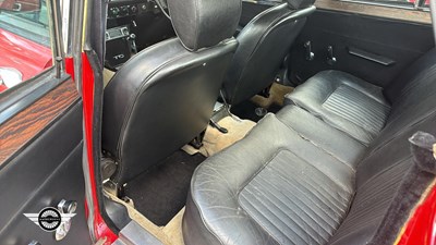 Lot 302 - 1972 ROVER 2000 TC