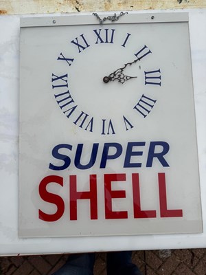 Lot 499 - SUPER SHELL WALL CLOCK 24" X 19.5"