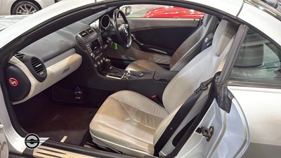 Lot 710 - 2005 MERCEDES SLK 200 KOMPRESSOR AUTO