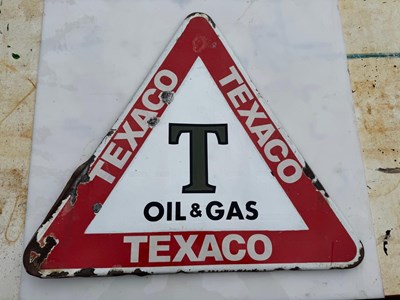Lot 631 - TEXACO OIL & GAS SIGN 25" X 22"