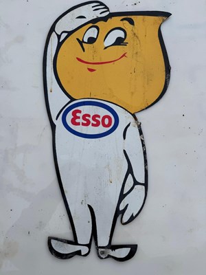 Lot 667 - MR DRIP ESSO SIGN 22" X 11"