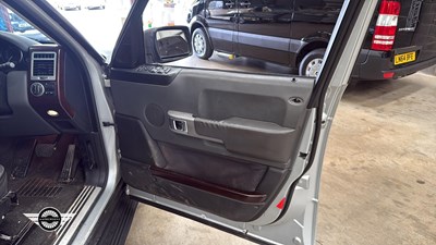 Lot 899 - 2002 LAND ROVER RANGE ROVER HSE V8 AUTO