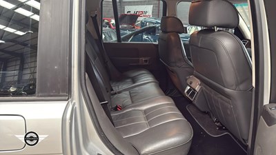 Lot 899 - 2002 LAND ROVER RANGE ROVER HSE V8 AUTO