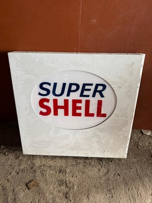 Lot 487 - SUPER SHELL LIGHT UP SIGN 24" X 23"