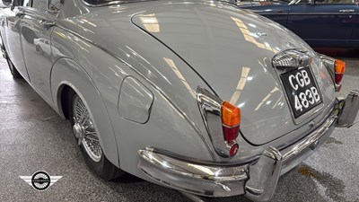 Lot 884 - 1964 DAIMLER