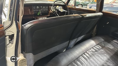 Lot 884 - 1964 DAIMLER