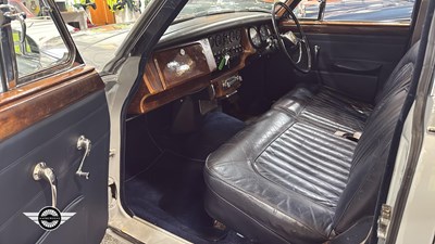 Lot 884 - 1964 DAIMLER