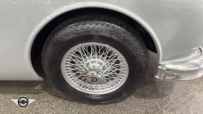 Lot 884 - 1964 DAIMLER