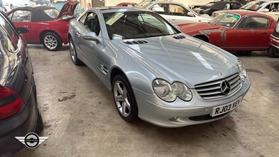Lot 4 - 2003 MERCEDES SL500 AUTO