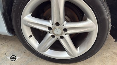 Lot 4 - 2003 MERCEDES SL500 AUTO