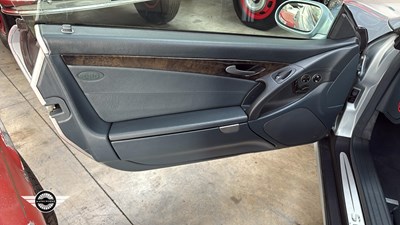 Lot 4 - 2003 MERCEDES SL500 AUTO
