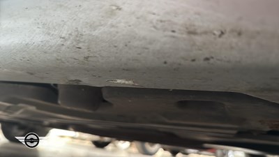 Lot 4 - 2003 MERCEDES SL500 AUTO