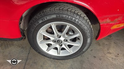 Lot 694 - 1997 MAZDA MX-5