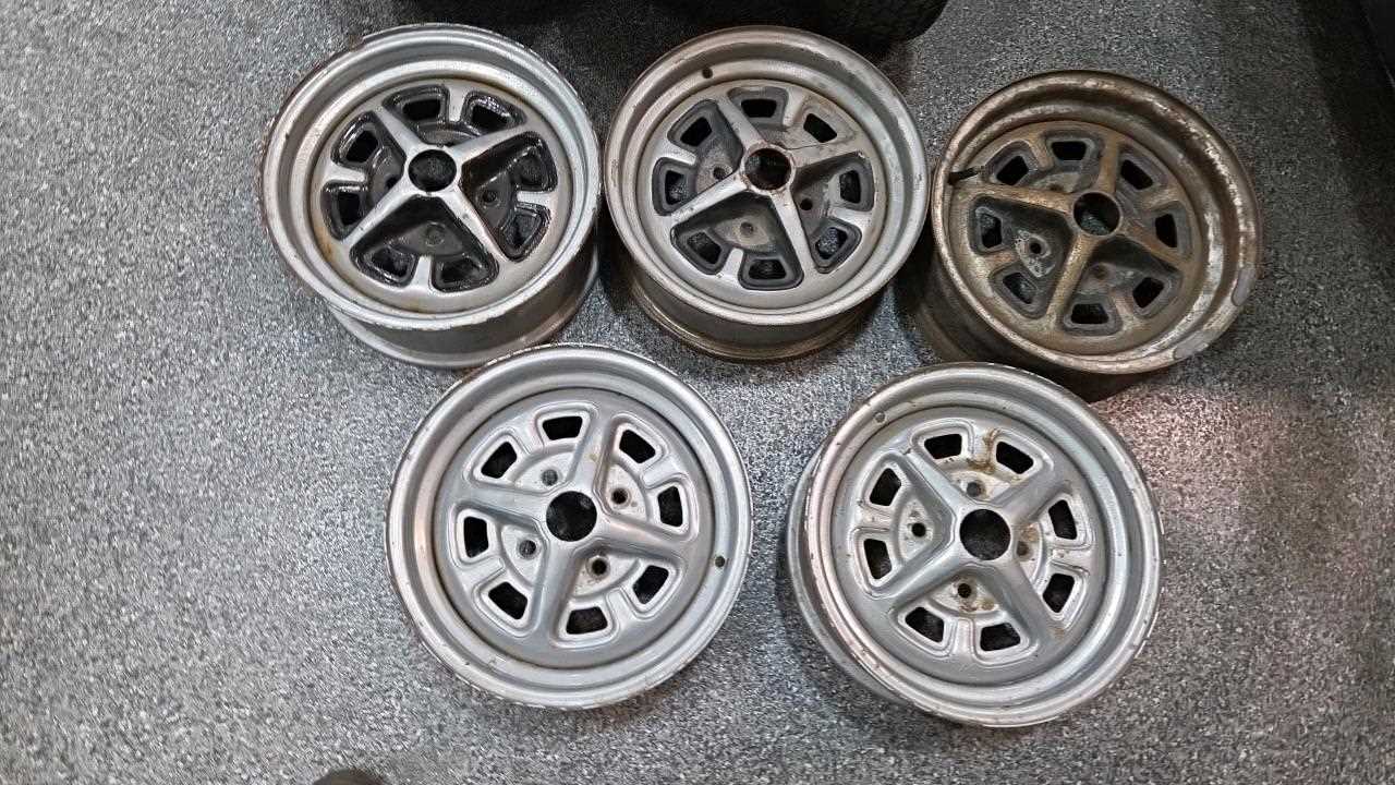 Rostyle Rims Lot 875 - 5 X 4 STUD ROSTYLE WHEEL RIMS