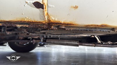 Lot 578 - 1967 MG B GT