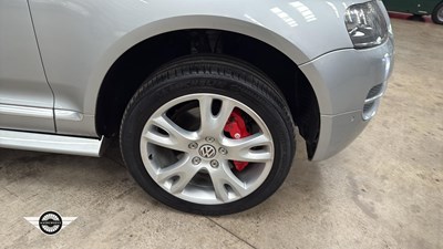 Lot 720 - 2006 VOLKSWAGEN TOUAREG V10 TDI AUTO