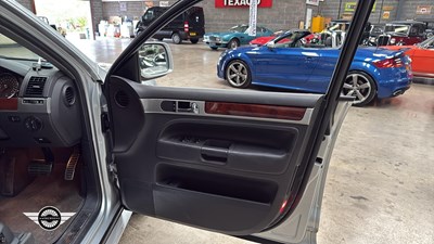 Lot 720 - 2006 VOLKSWAGEN TOUAREG V10 TDI AUTO