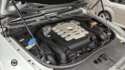 Lot 720 - 2006 VOLKSWAGEN TOUAREG V10 TDI AUTO