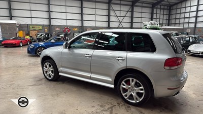 Lot 720 - 2006 VOLKSWAGEN TOUAREG V10 TDI AUTO